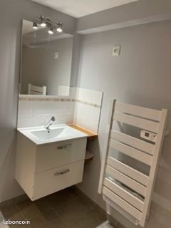 Maison à louer, 76m², Pons