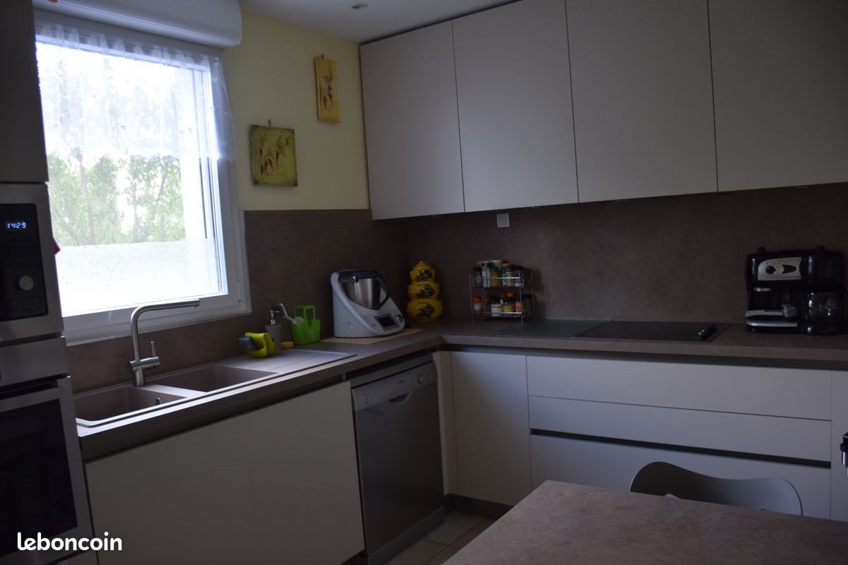 Maison à vendre, 124m², Jonquières-Saint-Vincent