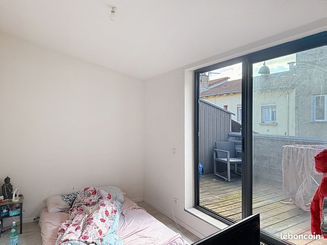 Appartement à louer, 45m², Saint-Étienne