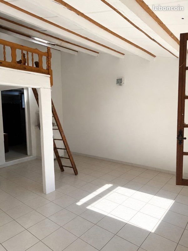 Appartement à louer, 35m², Villecroze