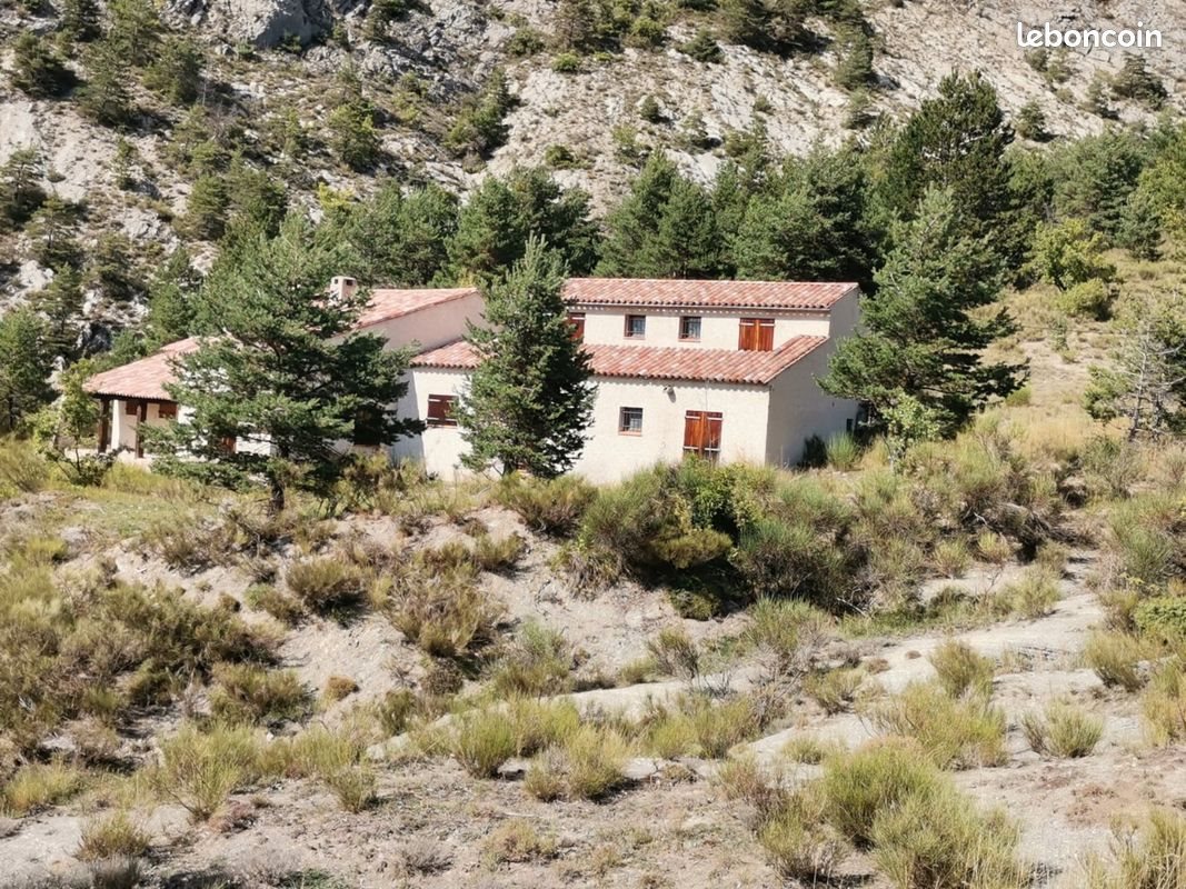 Maison à vendre, 270m², Entrevaux