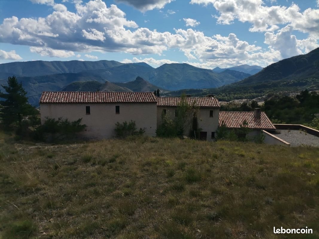 Maison à vendre, 270m², Entrevaux