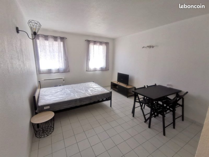 Appartement à louer, 21m², Nîmes