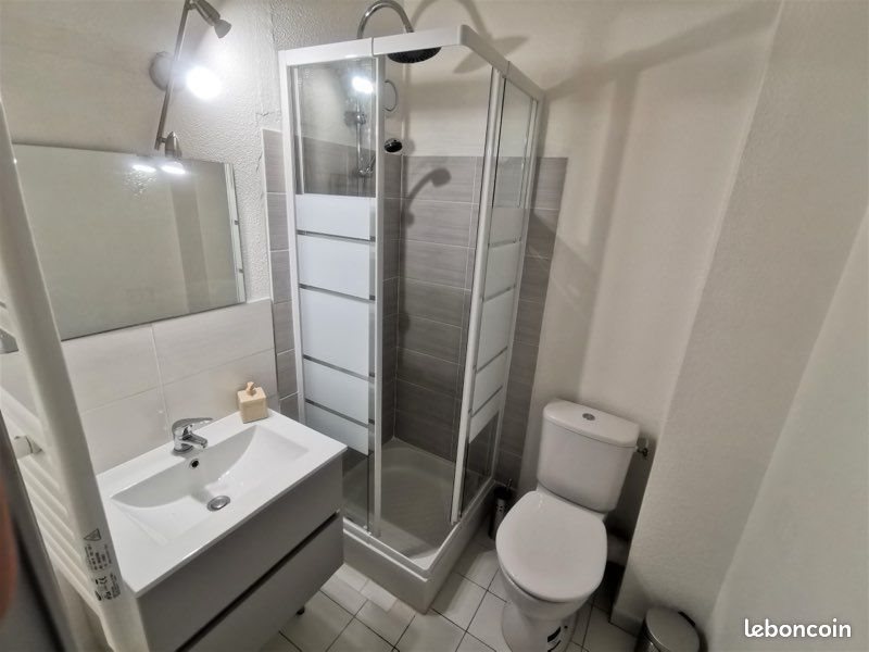 Appartement à louer, 21m², Nîmes