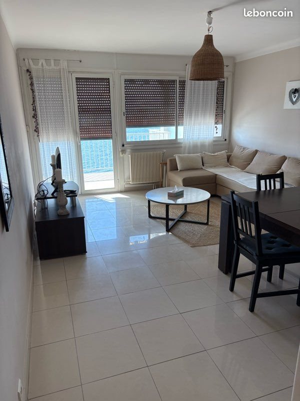 Appartement à louer, 50m², Sanary-sur-Mer