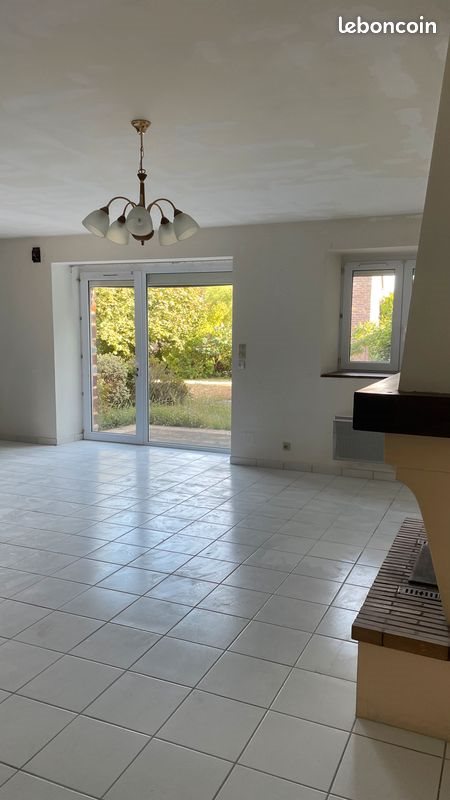 Maison à louer, 82m², Guignen