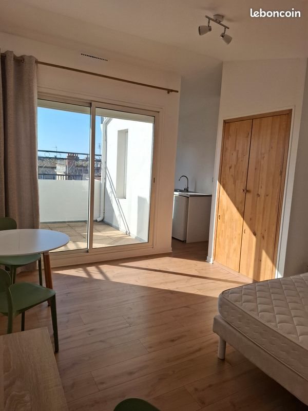 Appartement à louer, 23m², Rochefort