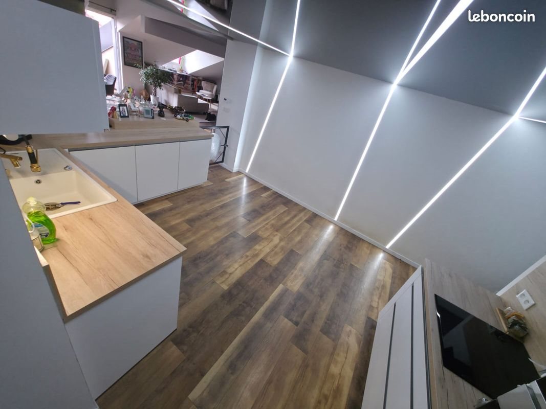 Appartement à vendre, 147m², Rochejean