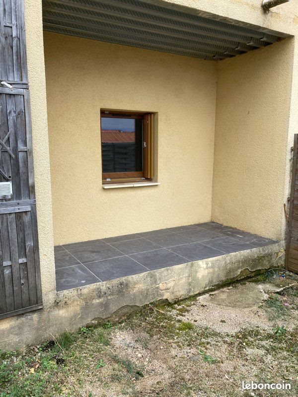Appartement à louer, 43m², Rougiers