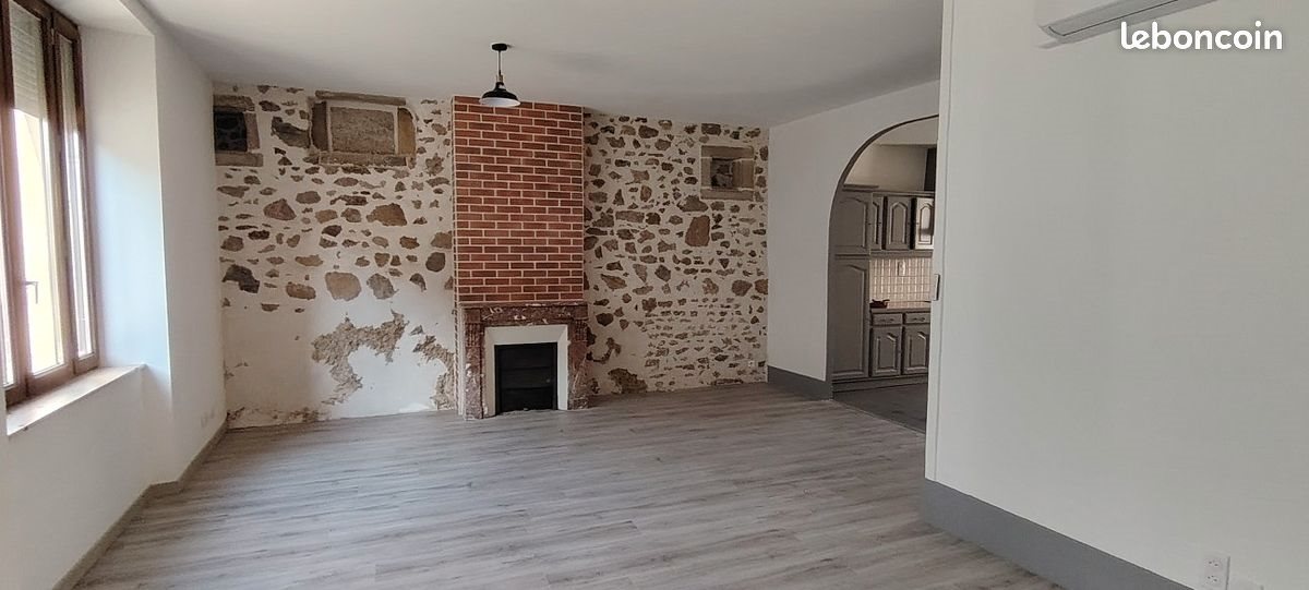 Appartement à louer, 81m², Le Montet