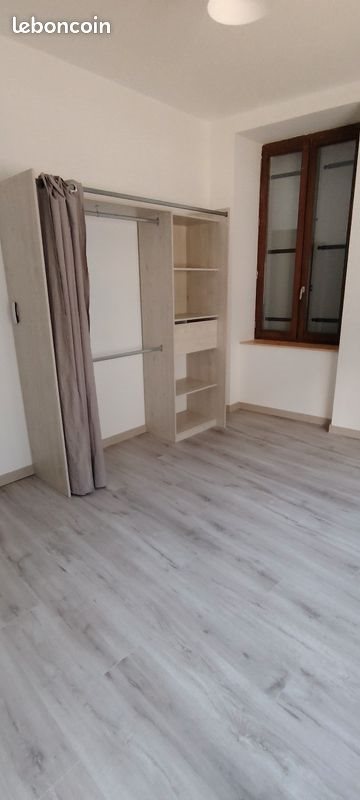 Appartement à louer, 81m², Le Montet
