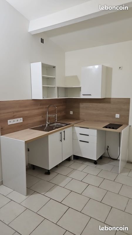 Appartement à louer, 32m², Uchaud