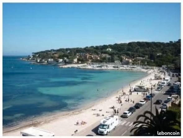 Appartement à louer, 27m², Antibes