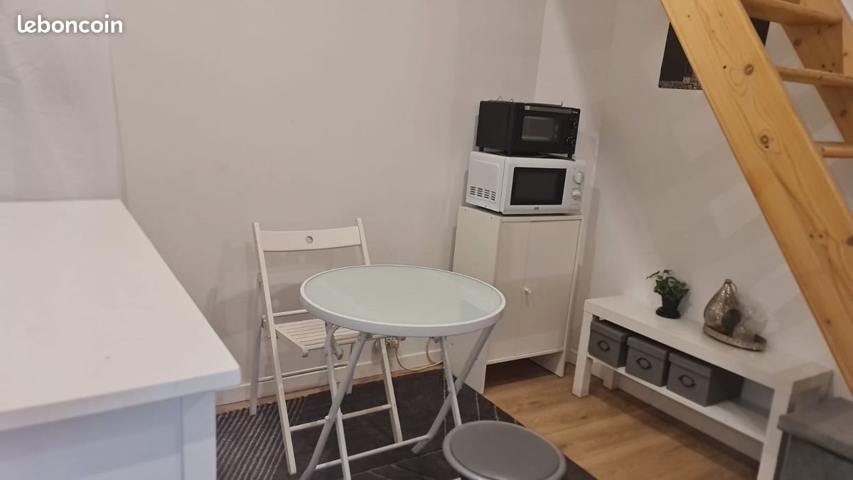 Appartement à louer, 17m², Feucherolles