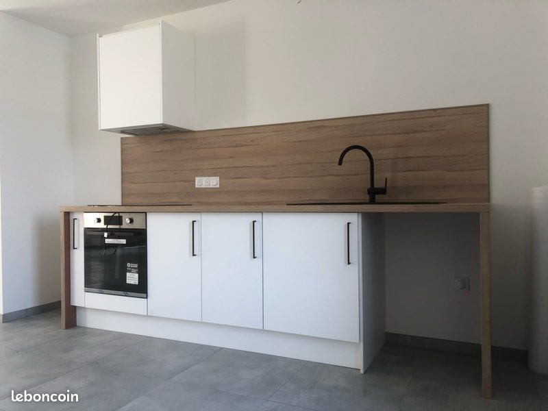 Maison à louer, 123m², Brains