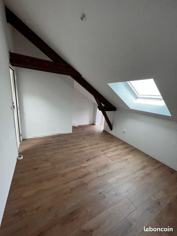 Maison à louer, 123m², Brains