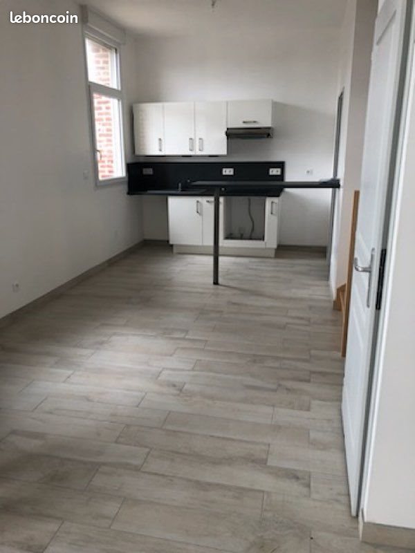 Maison à louer, 81m², Auppegard