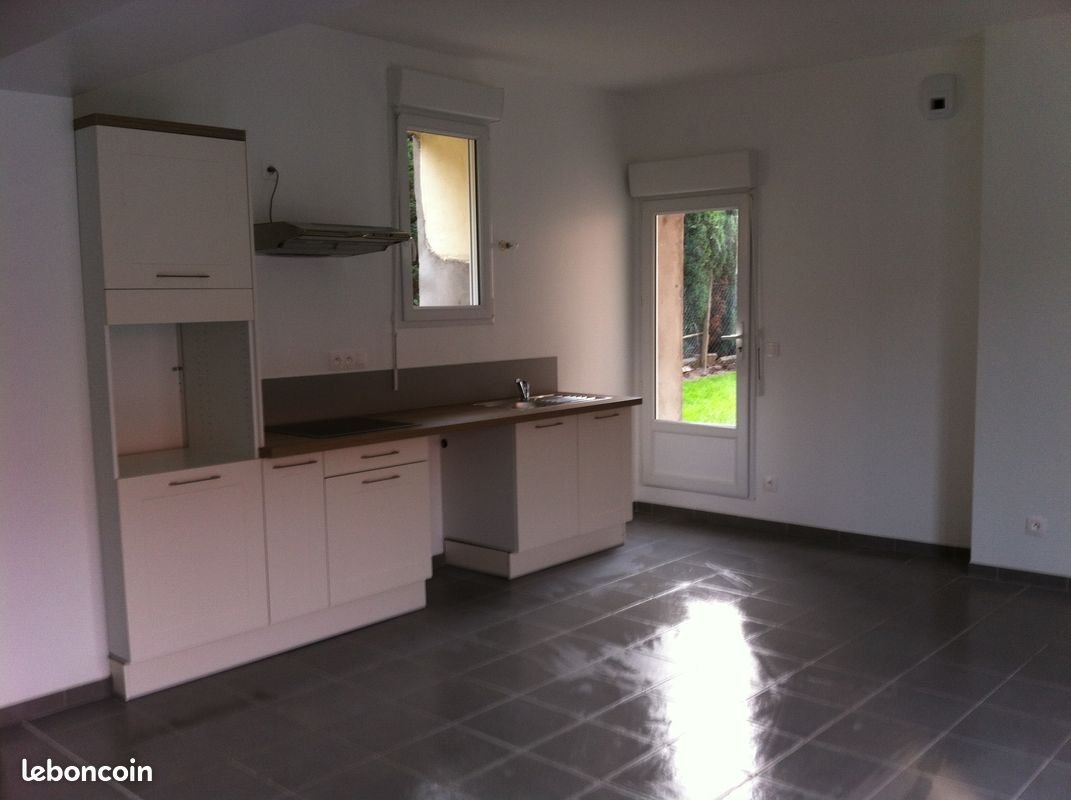 Maison à louer, 80m², Esquerchin