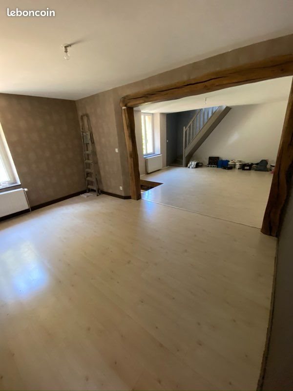 Maison à louer, 120m², Deville