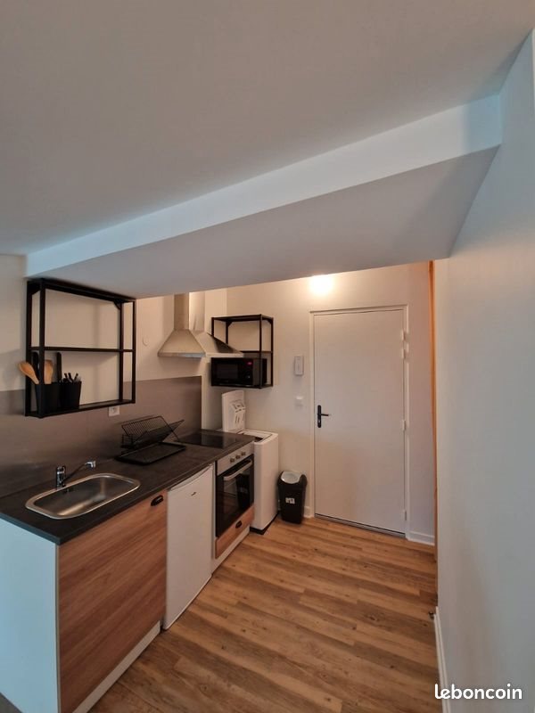 Appartement à louer, 17m², Niort