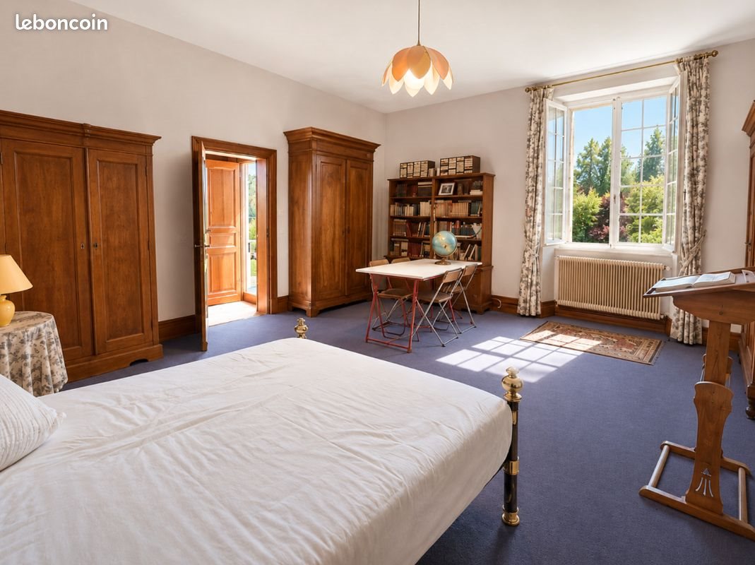 Maison à vendre, 450m², Saint-Louis-de-Montferrand