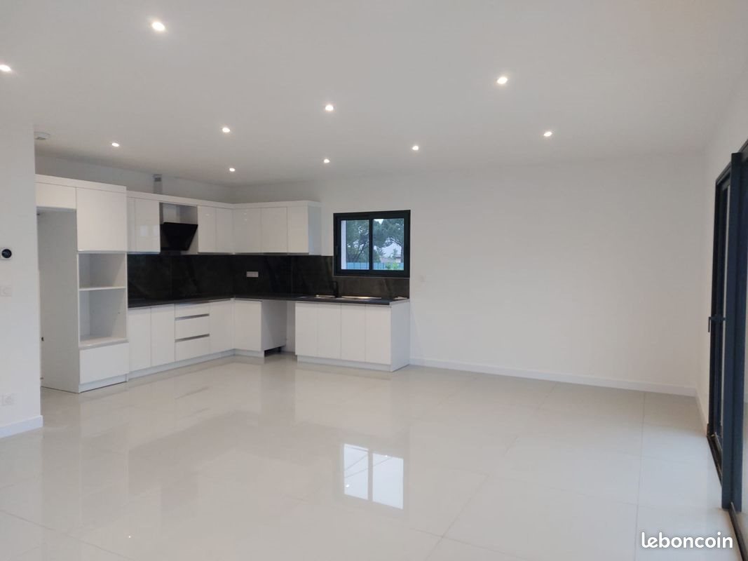 Maison à vendre, 105m², Saint-Etienne-de-Fontbellon