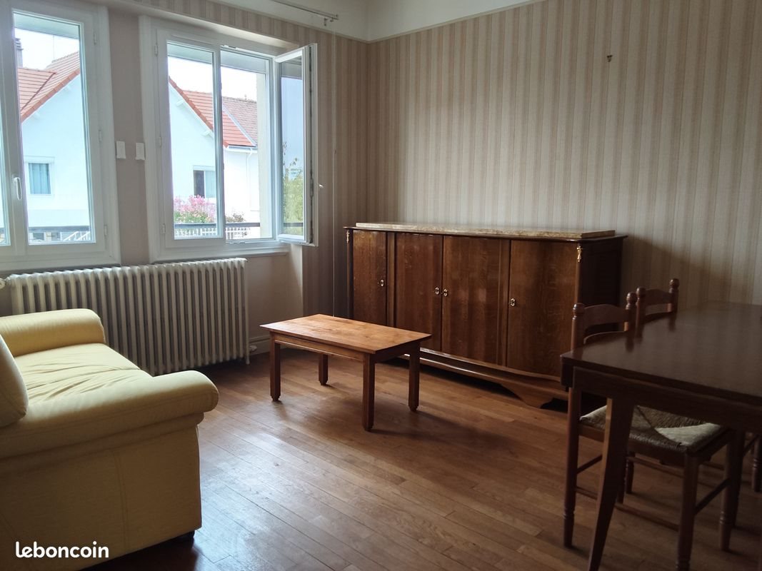 Maison à louer, 97m², Argenton-sur-Creuse