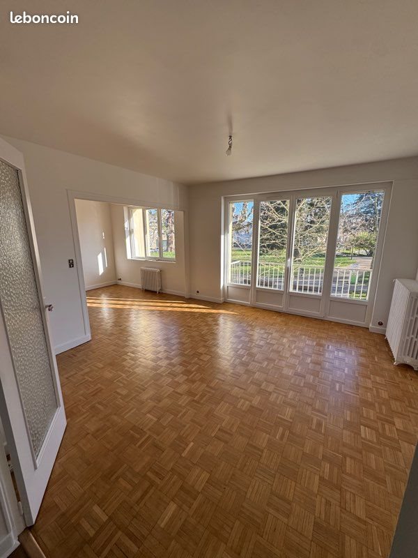 Appartement à louer, 69m², Moulins