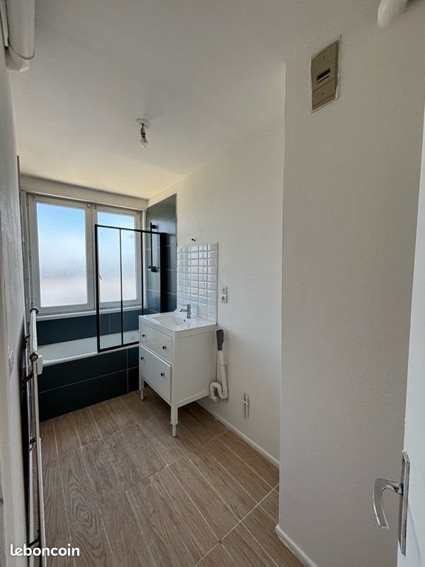 Appartement à vendre, 75m², Raismes