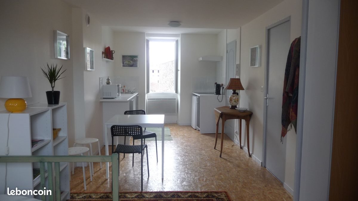 Appartement à louer, 35m², Lodève