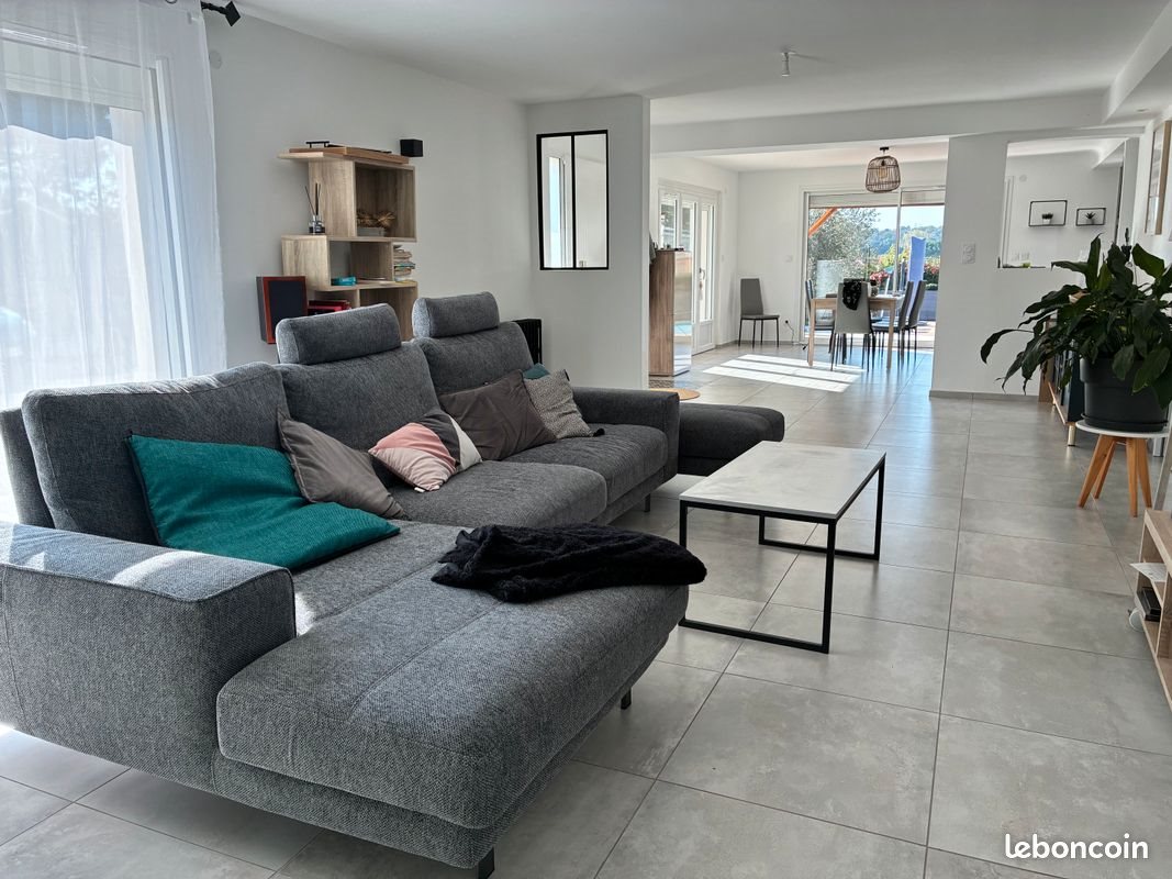 Maison à vendre, 211m², Belberaud