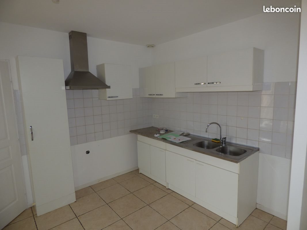 Maison à louer, 90m², Cépie