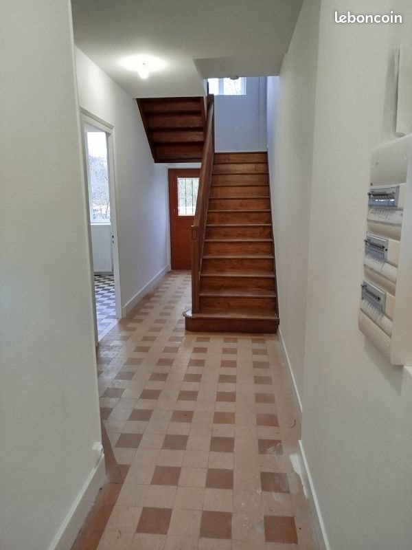 Maison à louer, 69m², Neuville-sur-Ain