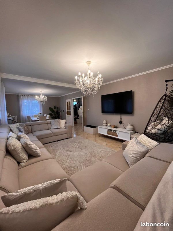 Maison à vendre, 135m², Avanne-Aveney