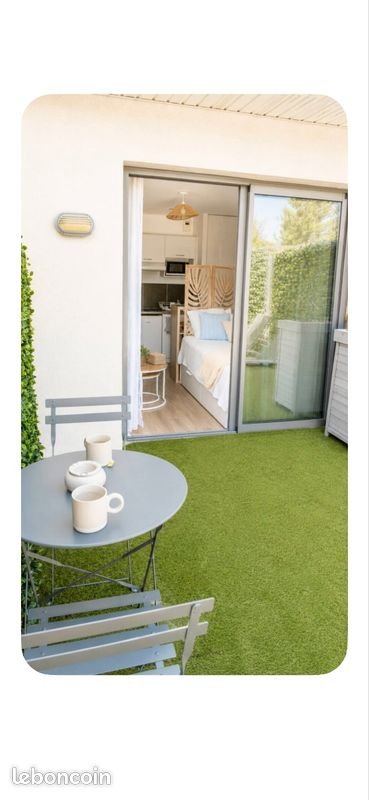 Appartement à louer, 21m², Éguilles