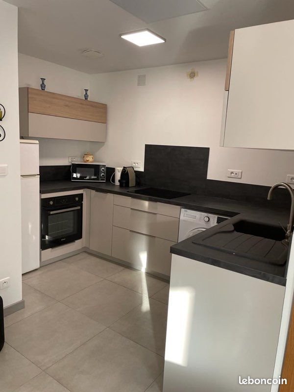 Appartement à louer, 32m², Belcodène
