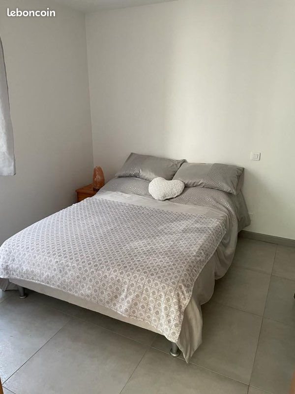 Appartement à louer, 32m², Belcodène