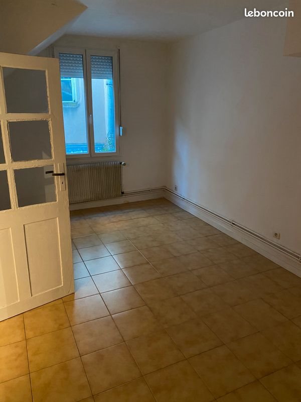 Appartement à louer, 72m², Saint-Laurent-sur-Saône