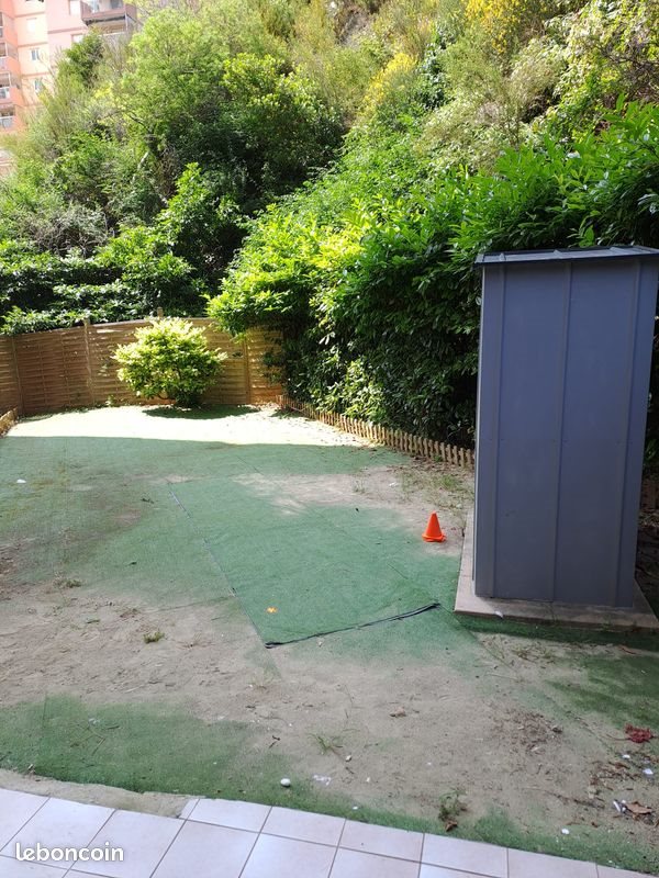 Appartement à louer, 63m², Menton