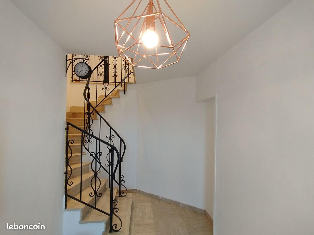 Appartement à louer, 80m², Albi