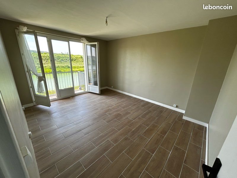 Appartement à louer, 57m², Noyon