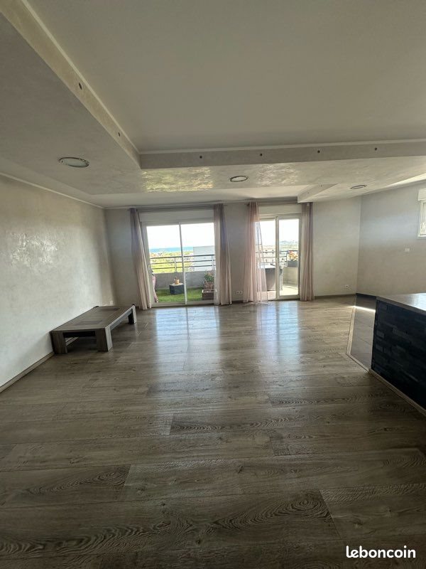 Appartement à louer, 89m², Bastia