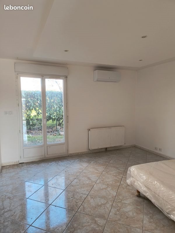Appartement à louer, 150m², Montchanin