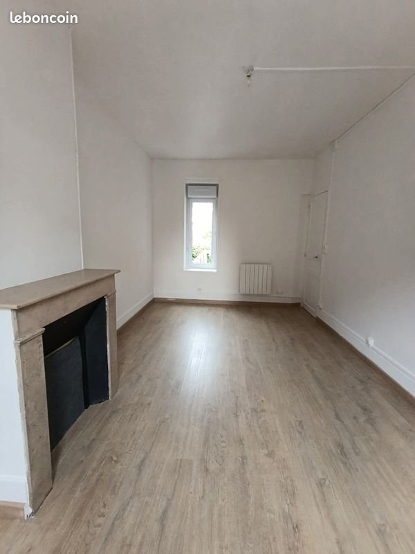 Appartement à louer, 53m², Albert