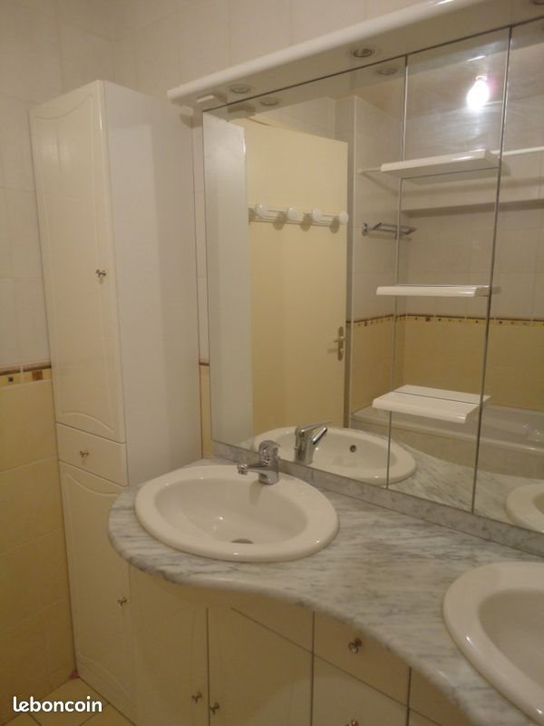Appartement à louer, 88m², Saint-Germain-Lembron