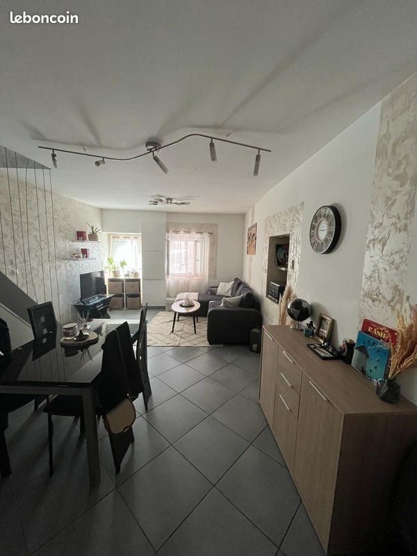 Maison à louer, 63m², Montbrison