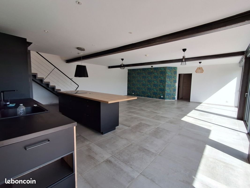 Maison à louer, 139m², Signy-l'Abbaye