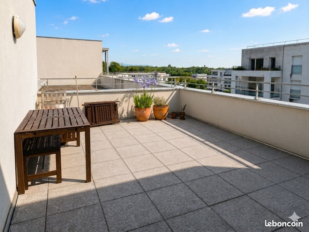 Appartement à vendre, 62m², Saint-Genis-Pouilly
