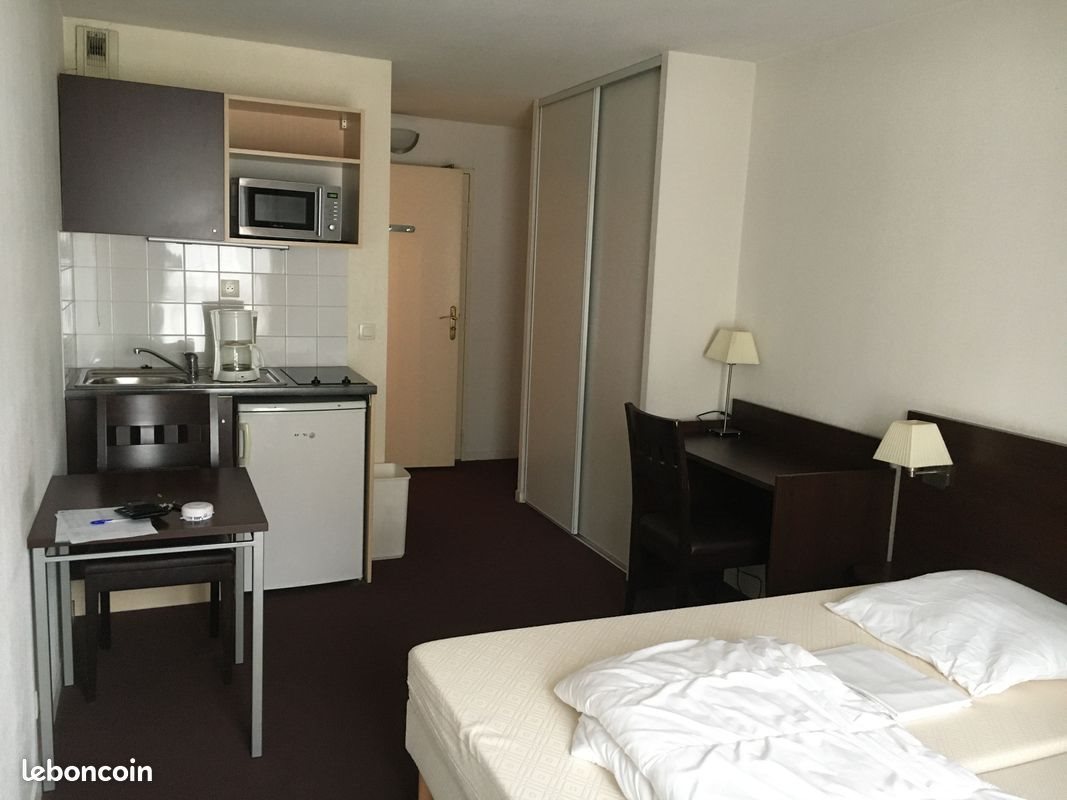 Appartement à louer, 18m², Clamart