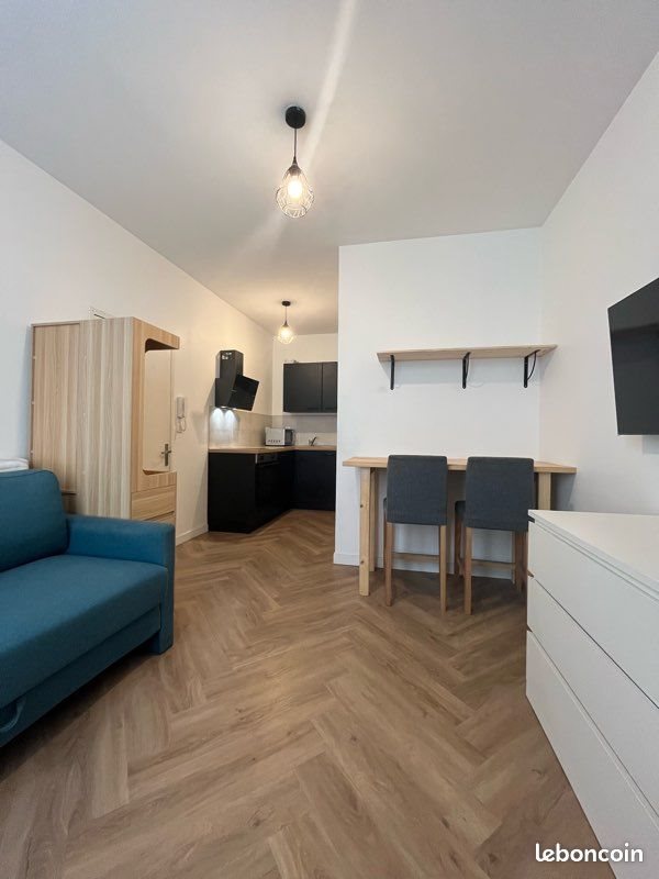 Appartement à louer, 18m², Niort